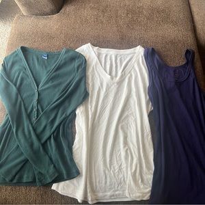 Lot of 3 basic tops from target and old navy